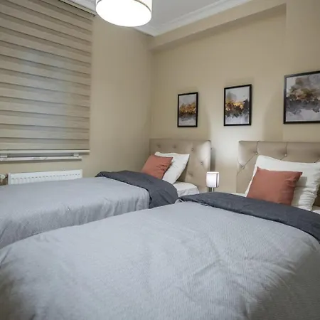 Cukurcuma 2br Stylish Interior *