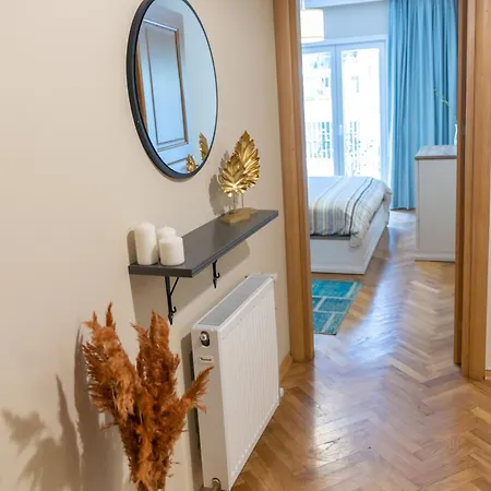 Cukurcuma 2br Stylish Interior